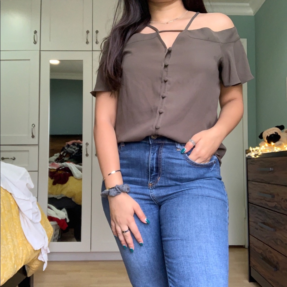 Olive Geometric Top